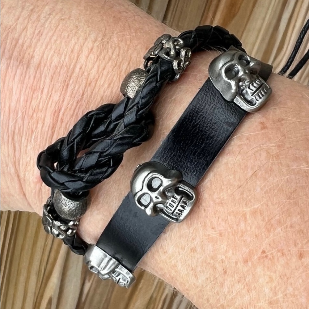 - Black Leather Skull Macramé 2-Layer Rope Bracelet! NEW!